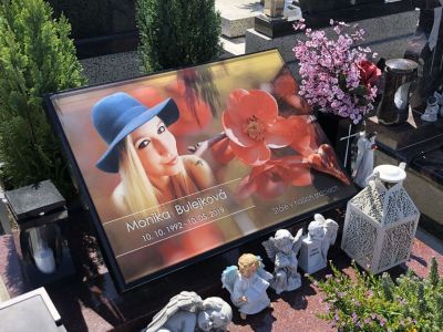 Fotografía en color para una tumba