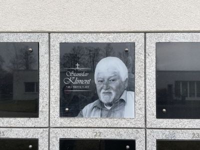 Placa para un columbario