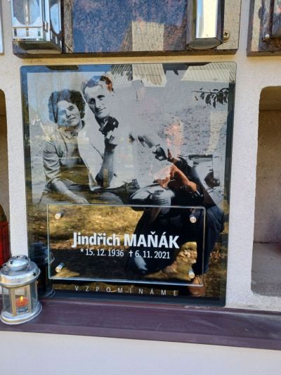 Placa de vidrio para columbario