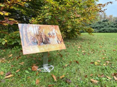 Placa conmemorativa con soporte